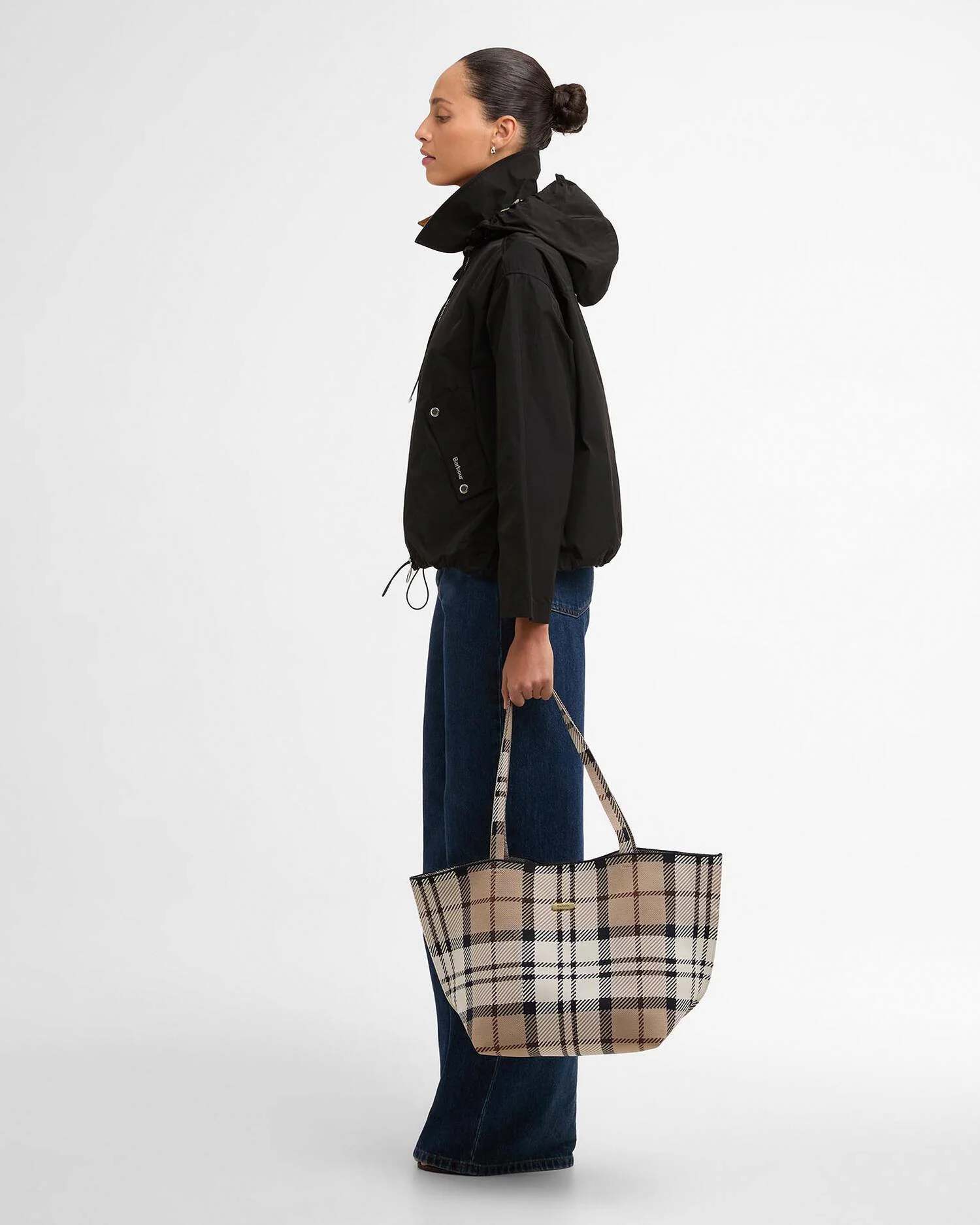 Barbour Weaver Showerproof Jacket Ss26 Showerproof (Black/Dress) - Image 4