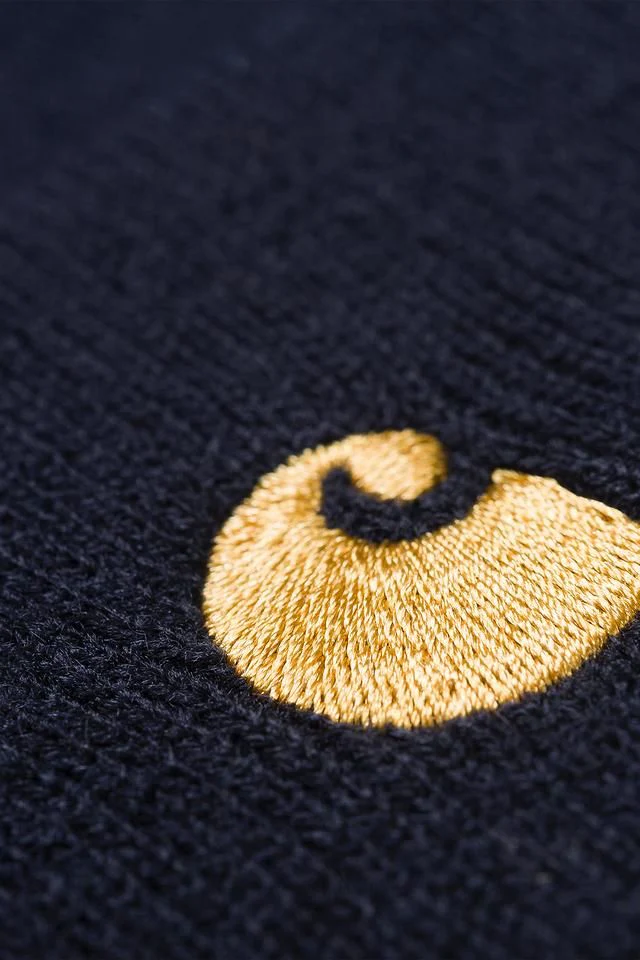 Carhartt WIP Chase Beanie 100% Acrylic, 9 gauge (Dark Navy / Gold) - Image 3