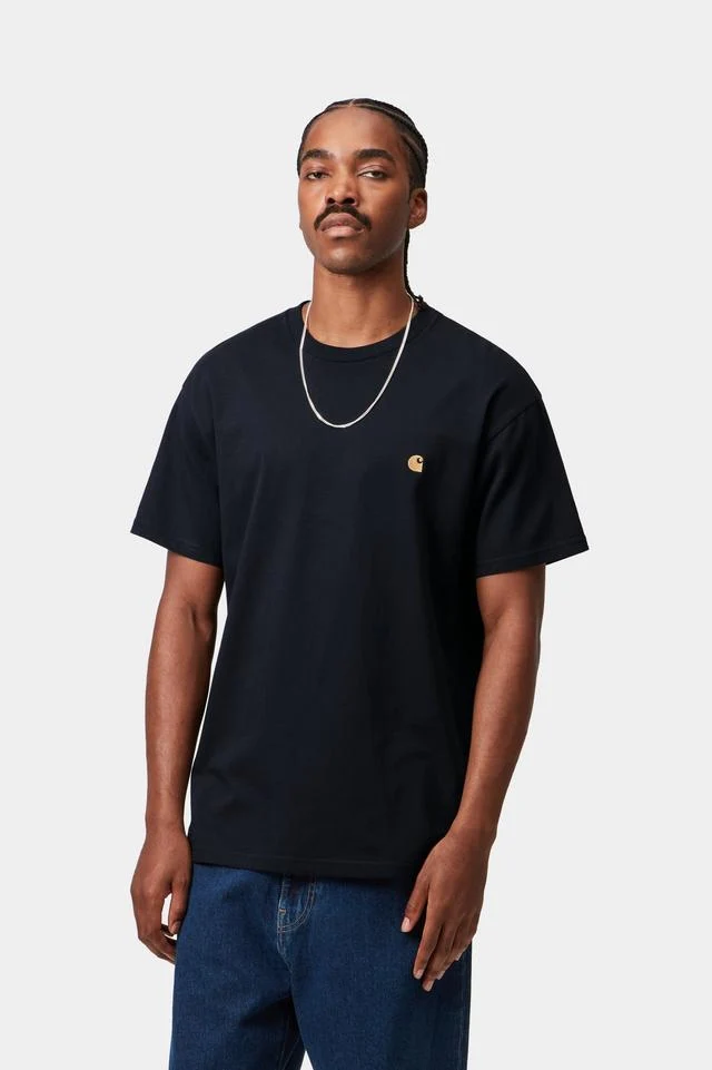Carhartt WIP S/S Chase T-Shirt 100% Cotton Combed Single Jersey, 235 g/m² (Dark Navy / Gold) - Image 3