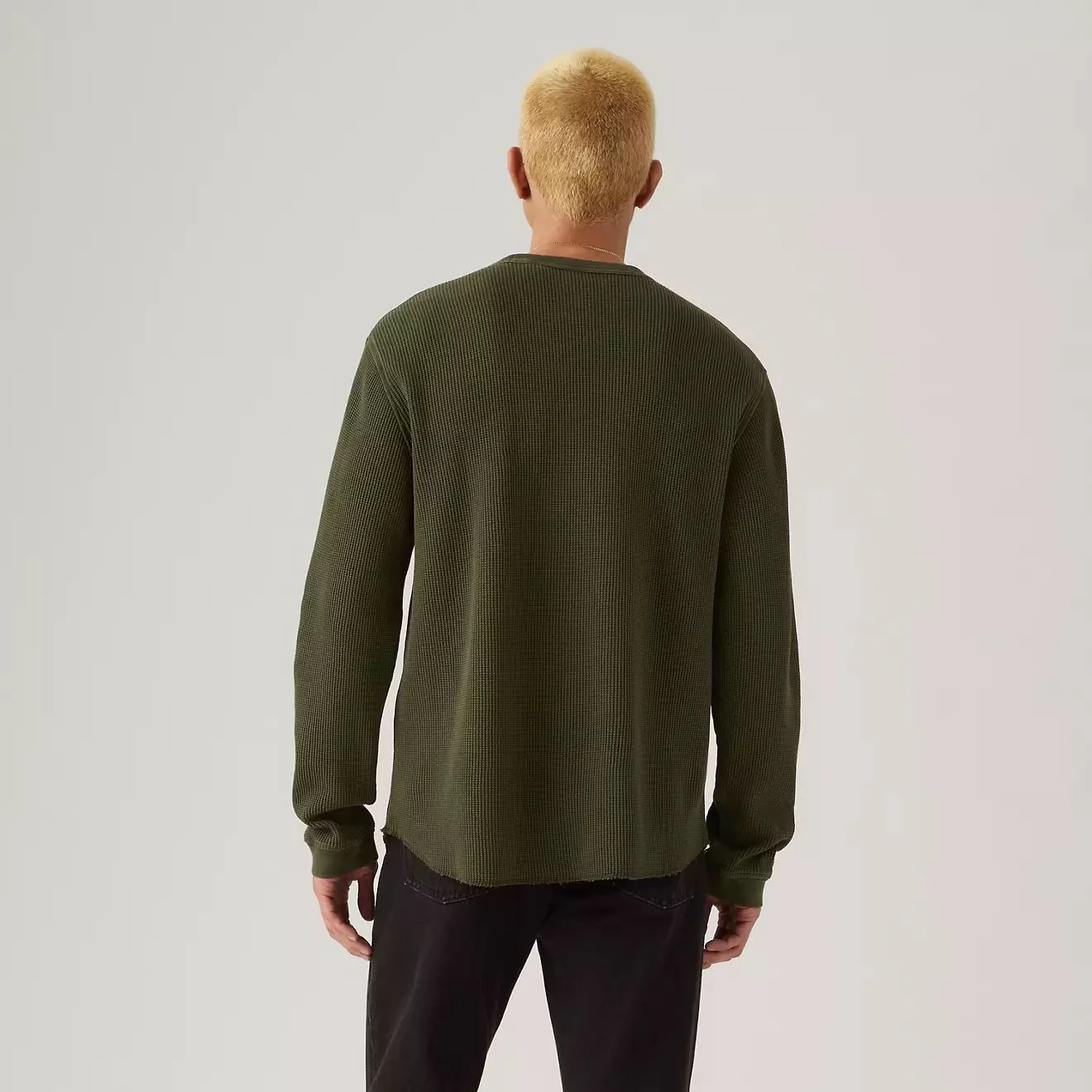 Levi's LS Rlx Thermal Tee (Garment Dye Duffel Bag) - Image 4
