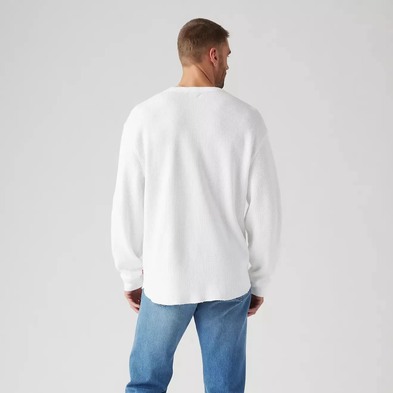 Levi's LS Rlx Thermal Tee (White+) - Image 4