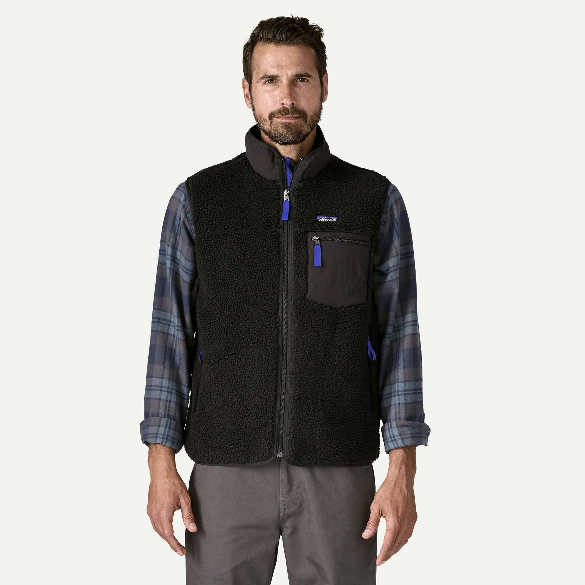 Patagonia M's Classic RetroX Vest (Black) - Image 2