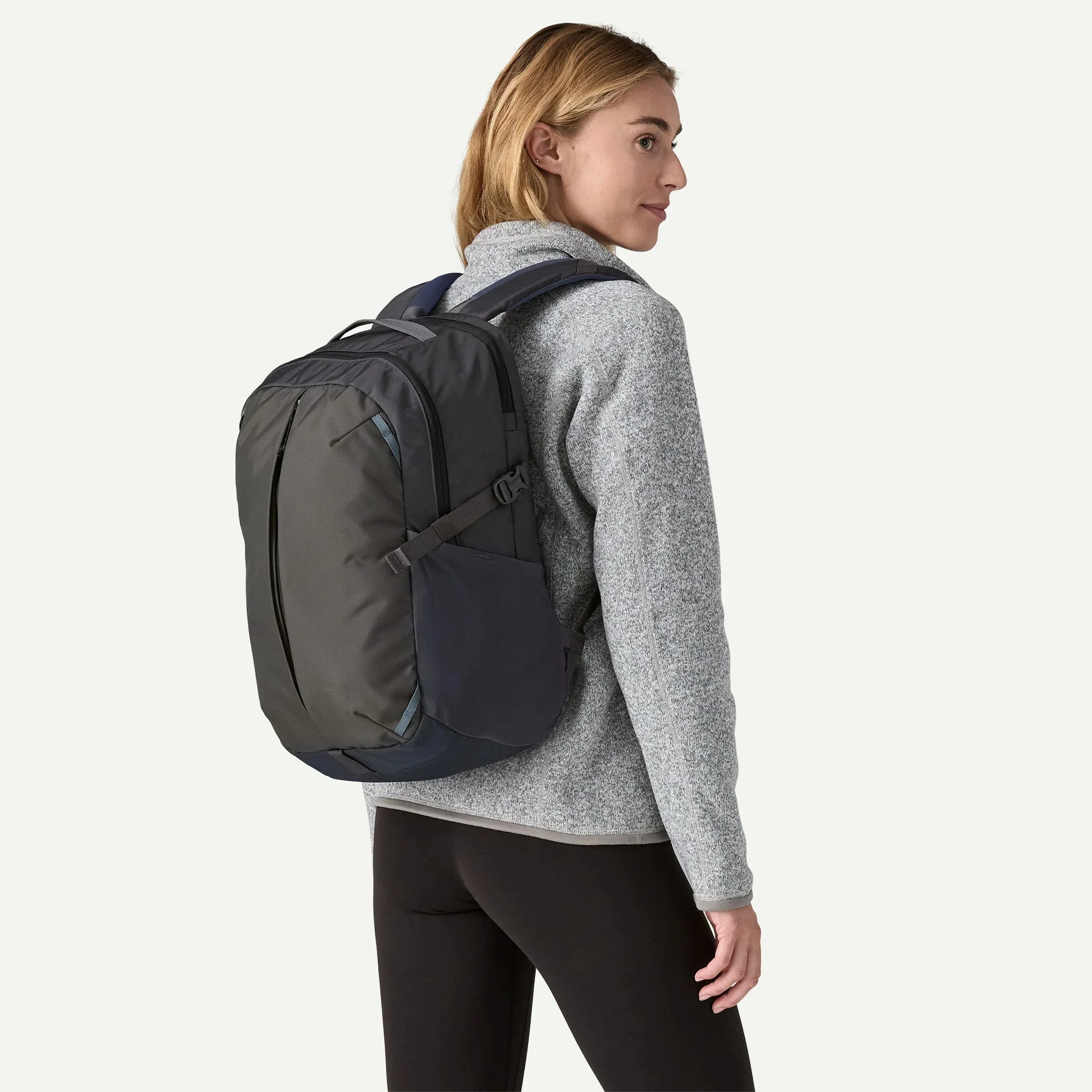 Patagonia Refugio Day Pack 26L (Smolder Blue) - Image 3